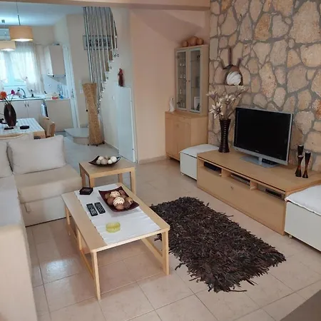 Siviri_inn Holiday home