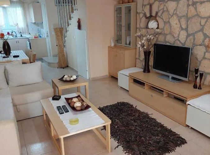 Siviri_inn Tatil Evi